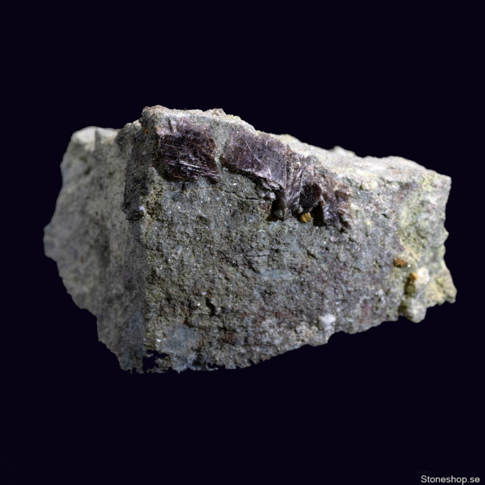 Axinite-(Fe)